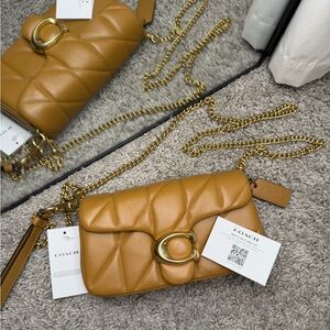 Coach Tabby Quilted Leather Wristlet Warm Honey